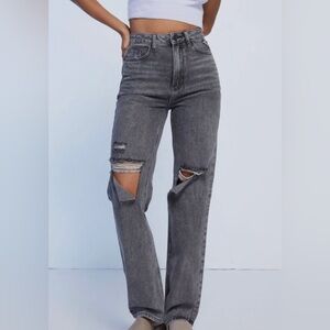 NWT PacSun Washed Black
Ripped Boyfriend Jeans